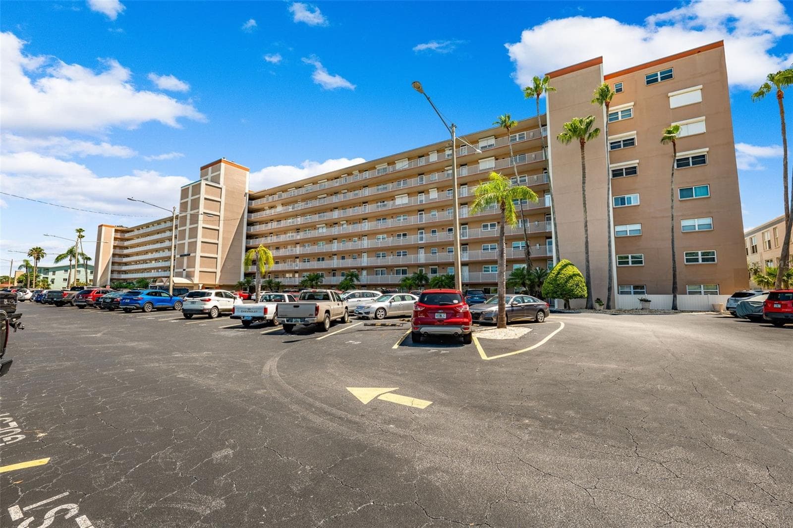 1847 Shore Dr S #101