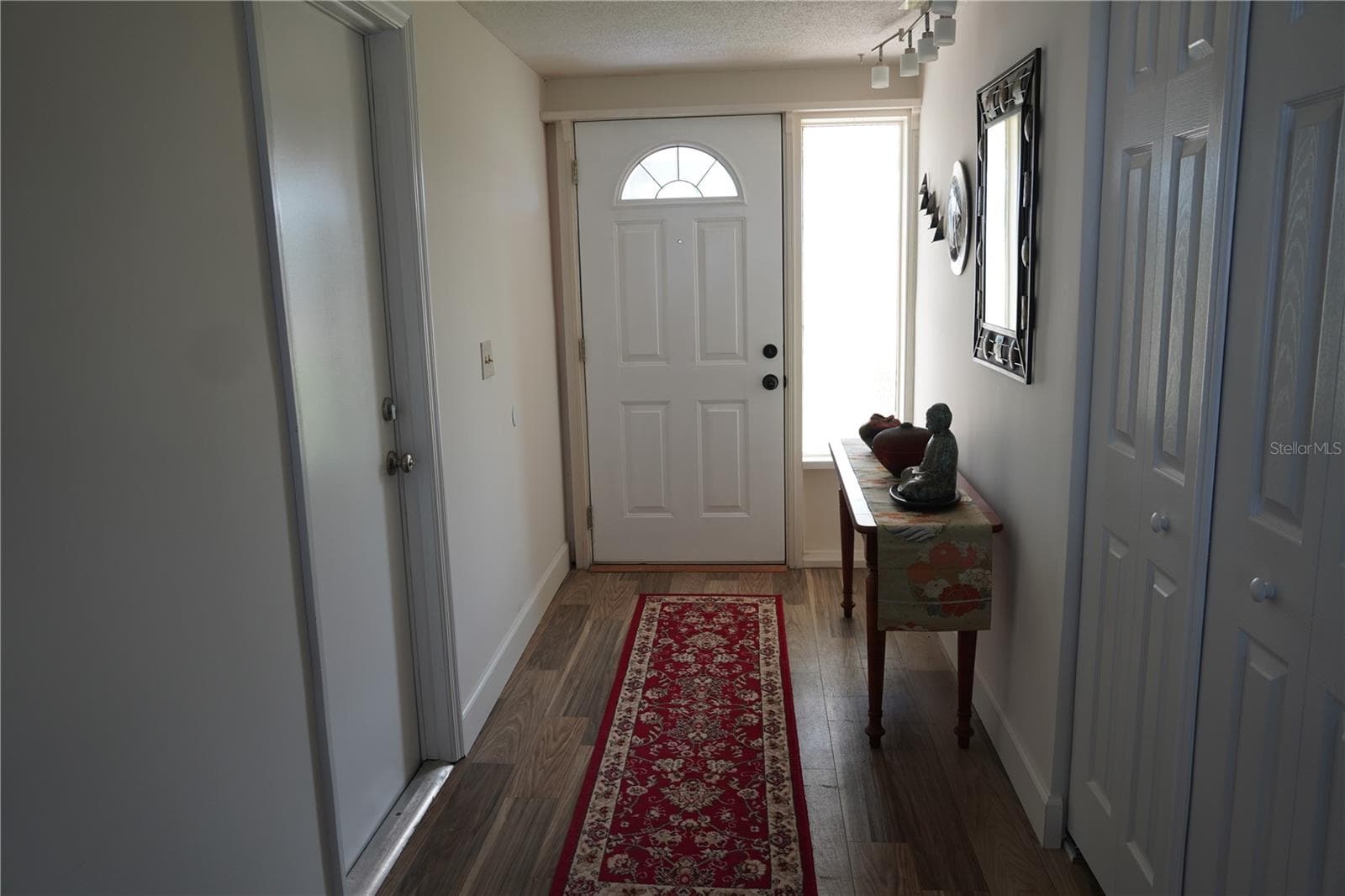 536 Flamingo Dr photo 3