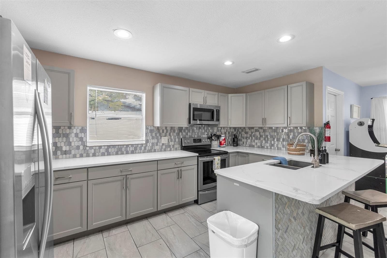 2714 42nd St W photo 3