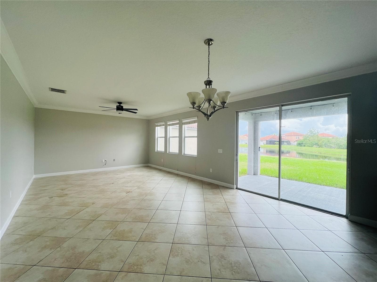 13149 Green Violet Dr photo 3