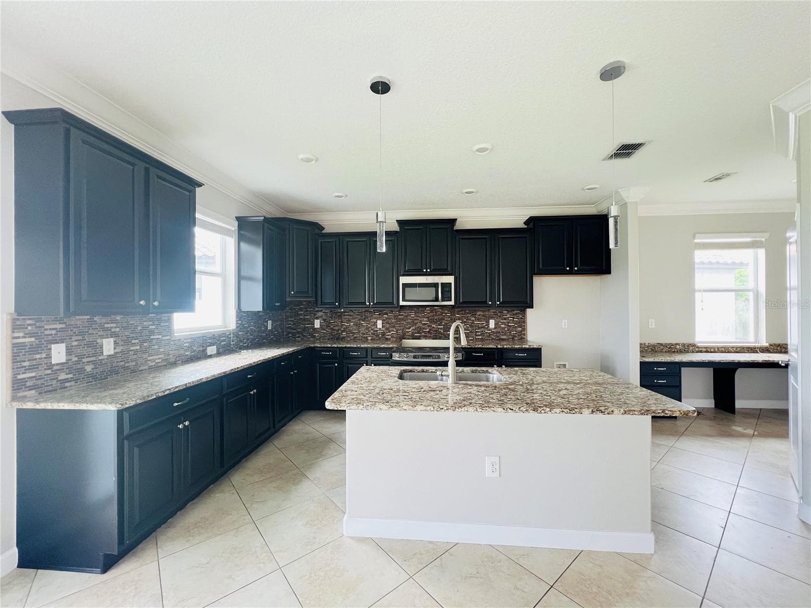 13149 Green Violet Dr photo 4