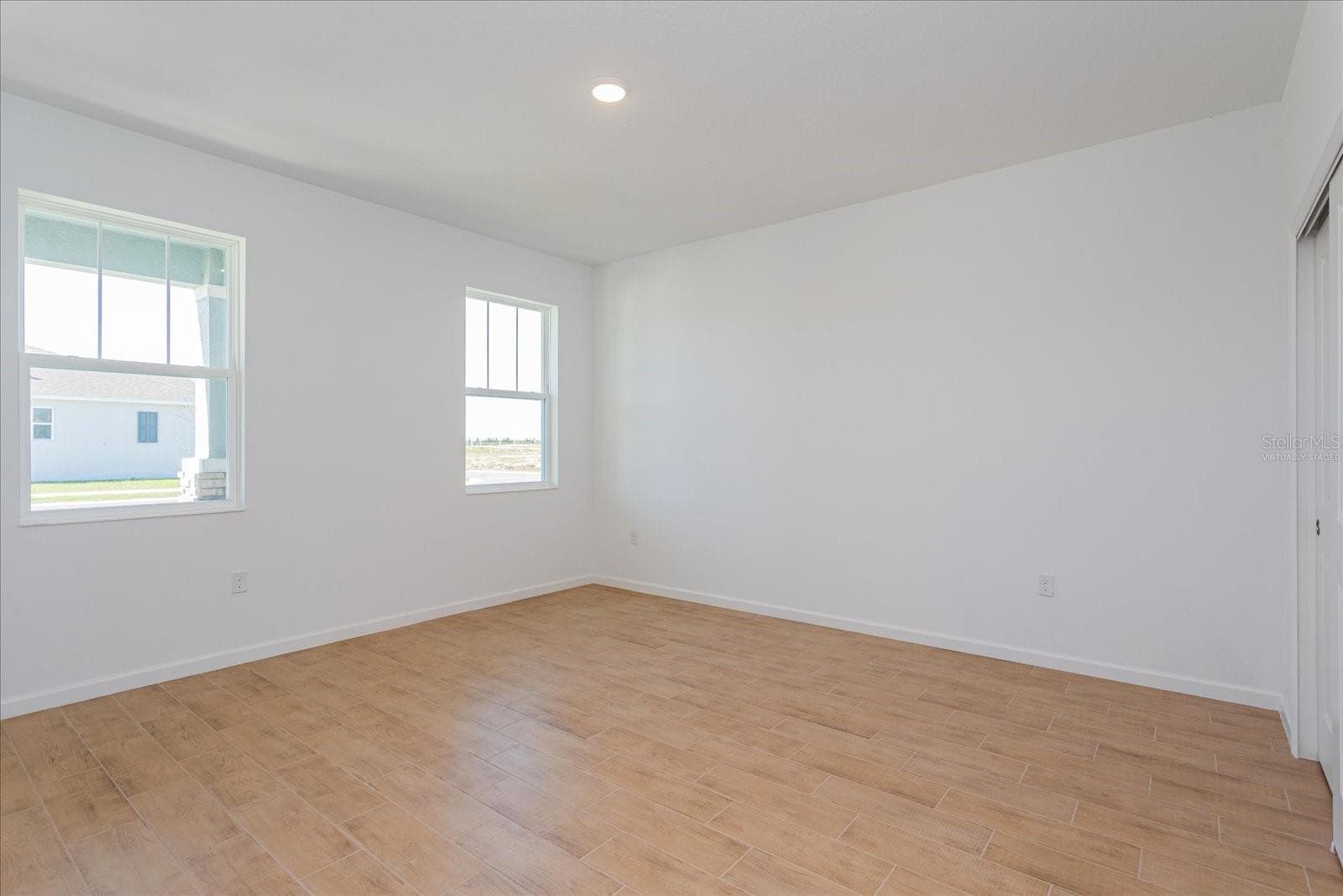 4113 Penelope Ave photo 3