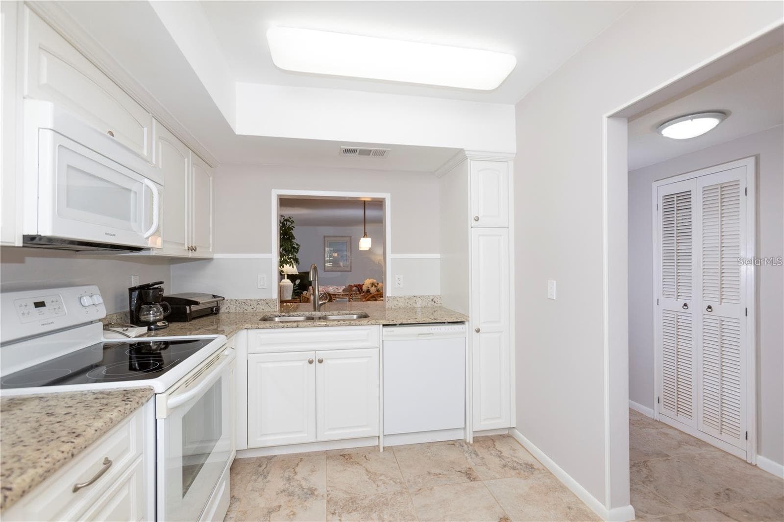 4632 Marine Pkwy #201 photo 3