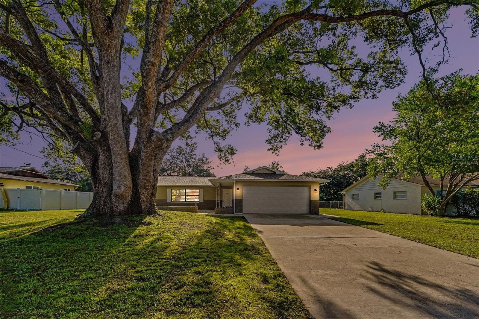 1364 DILL Ave