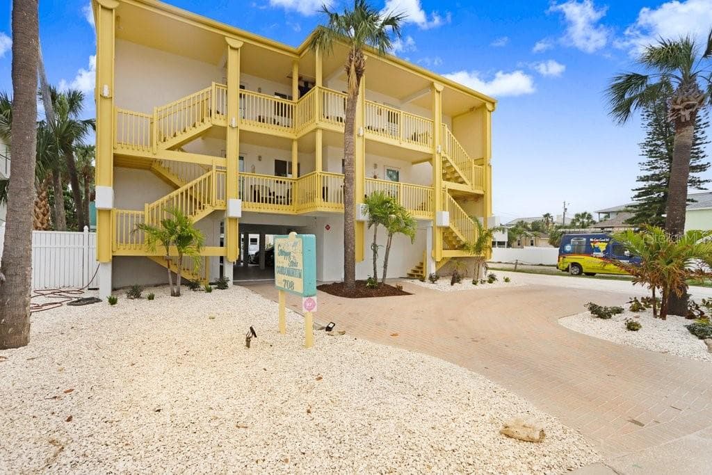 708 Gulf Blvd #A photo 4