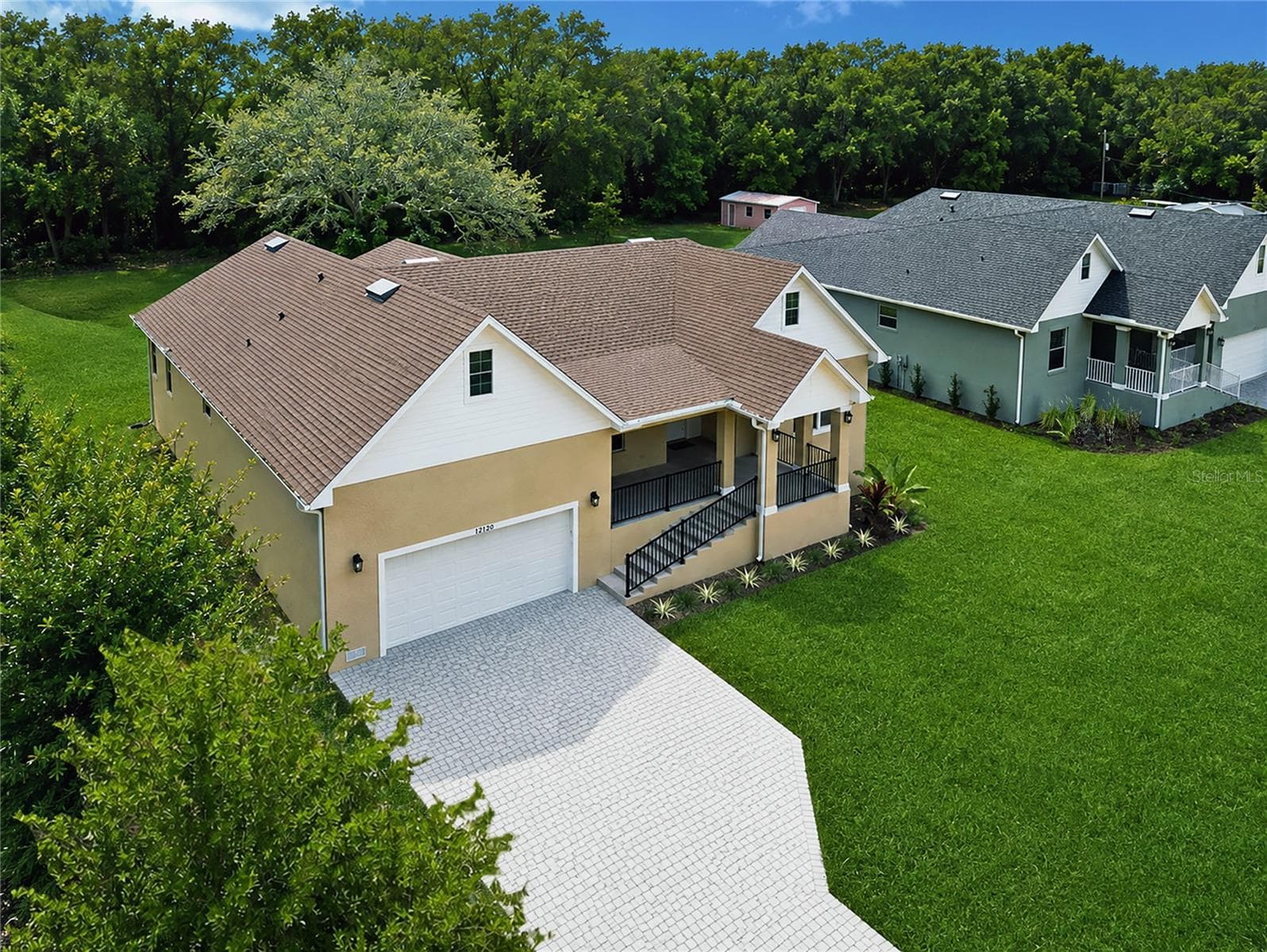 12500 Green Oak Ln photo 4