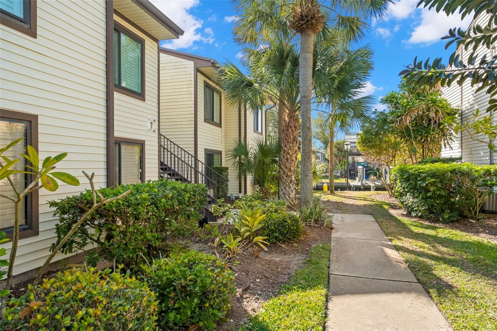 412 Moorings Cove Dr #7H photo 3