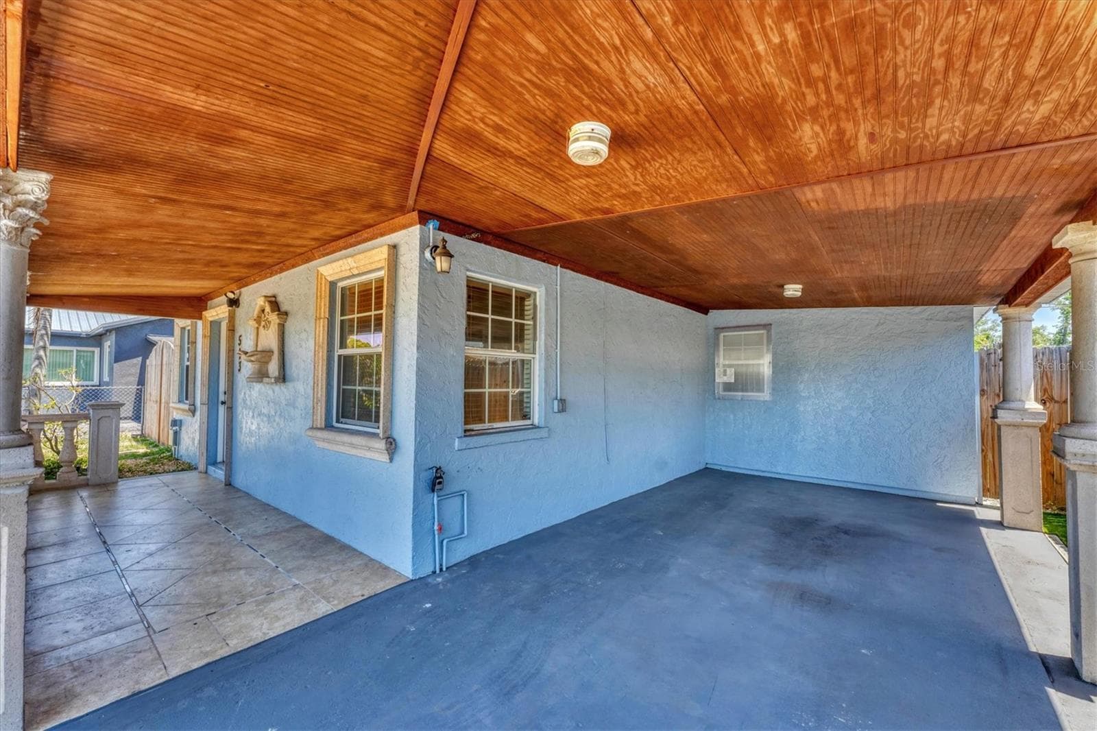 513 25th Ave W photo 4