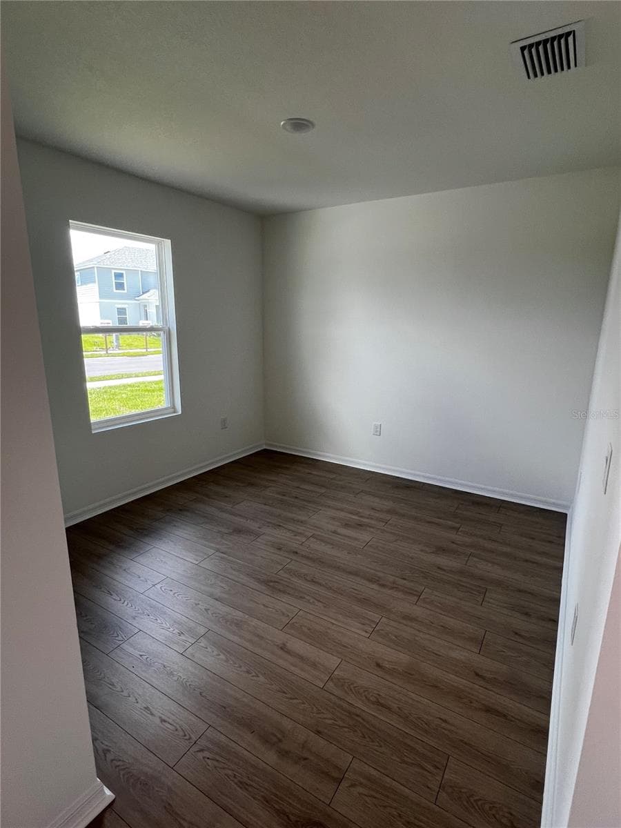 12918 Red Deer Pl photo 3