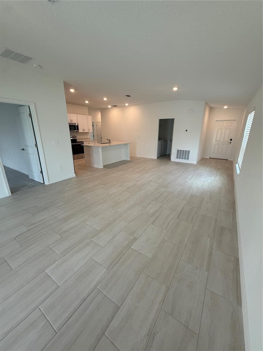 32985 Twin Flower Ave photo 3