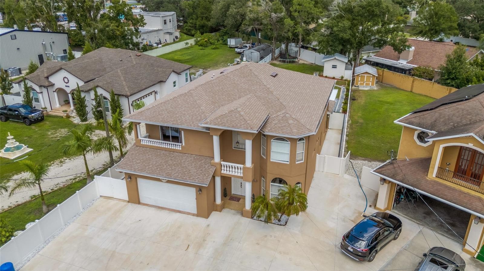 10806 Perez Dr photo 4