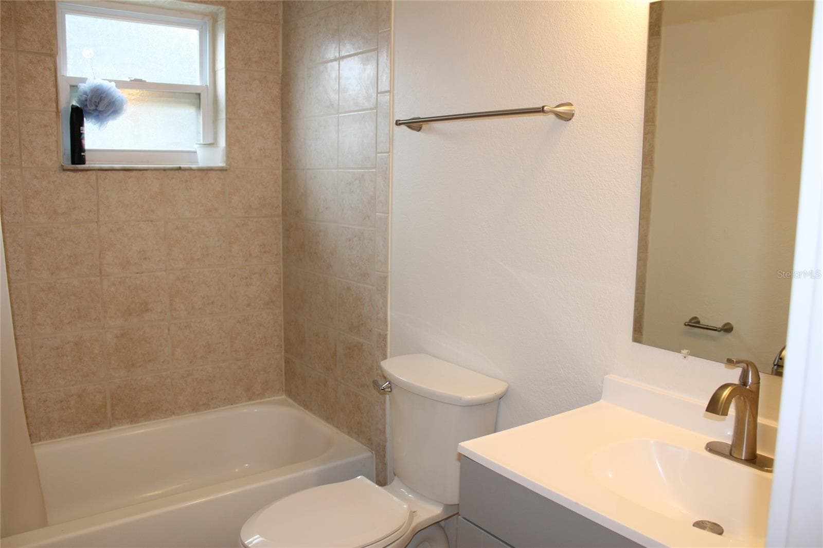 9049 Orchid Dr photo 4