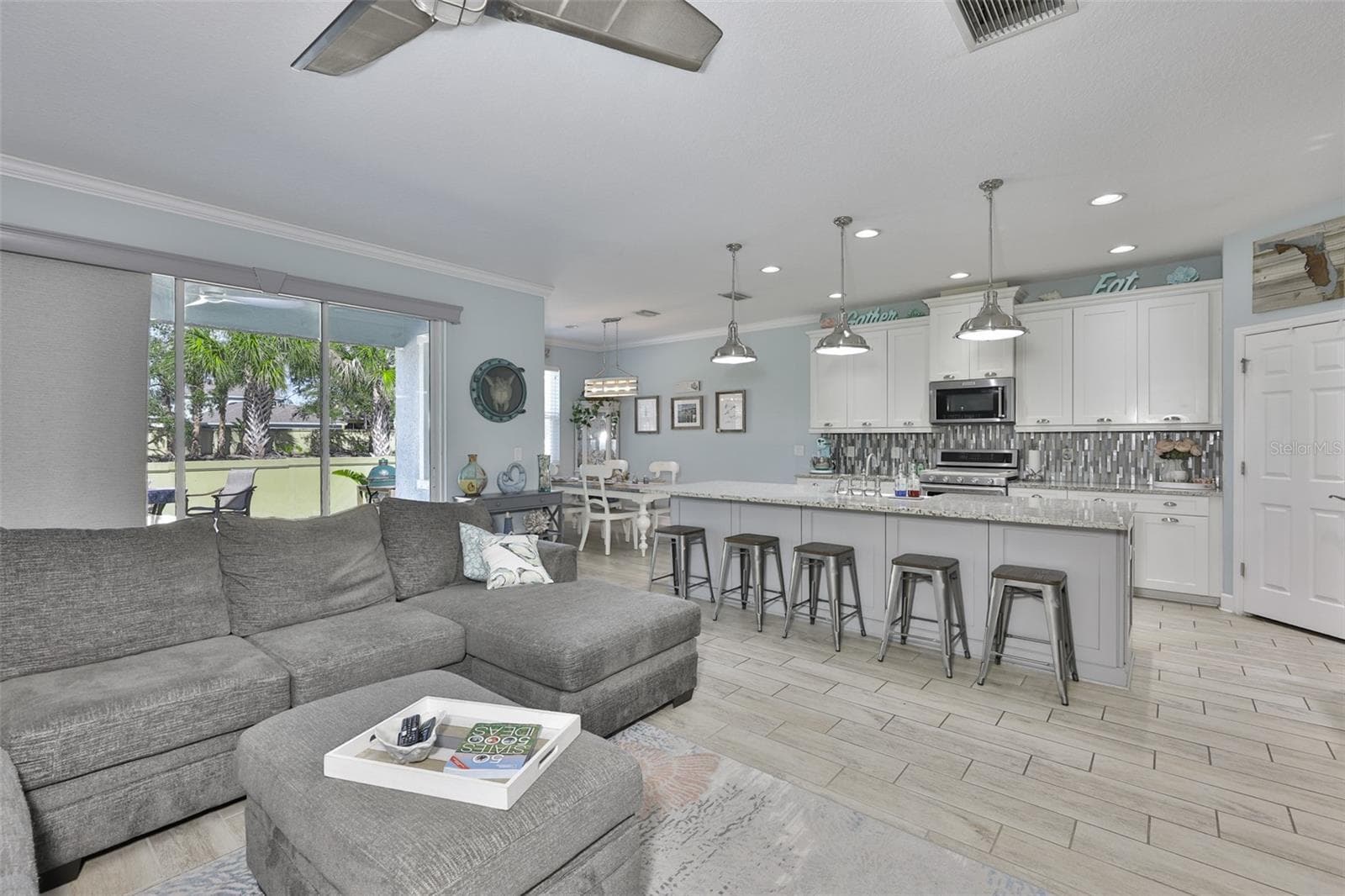 5227 Admiral Pointe Dr photo 5