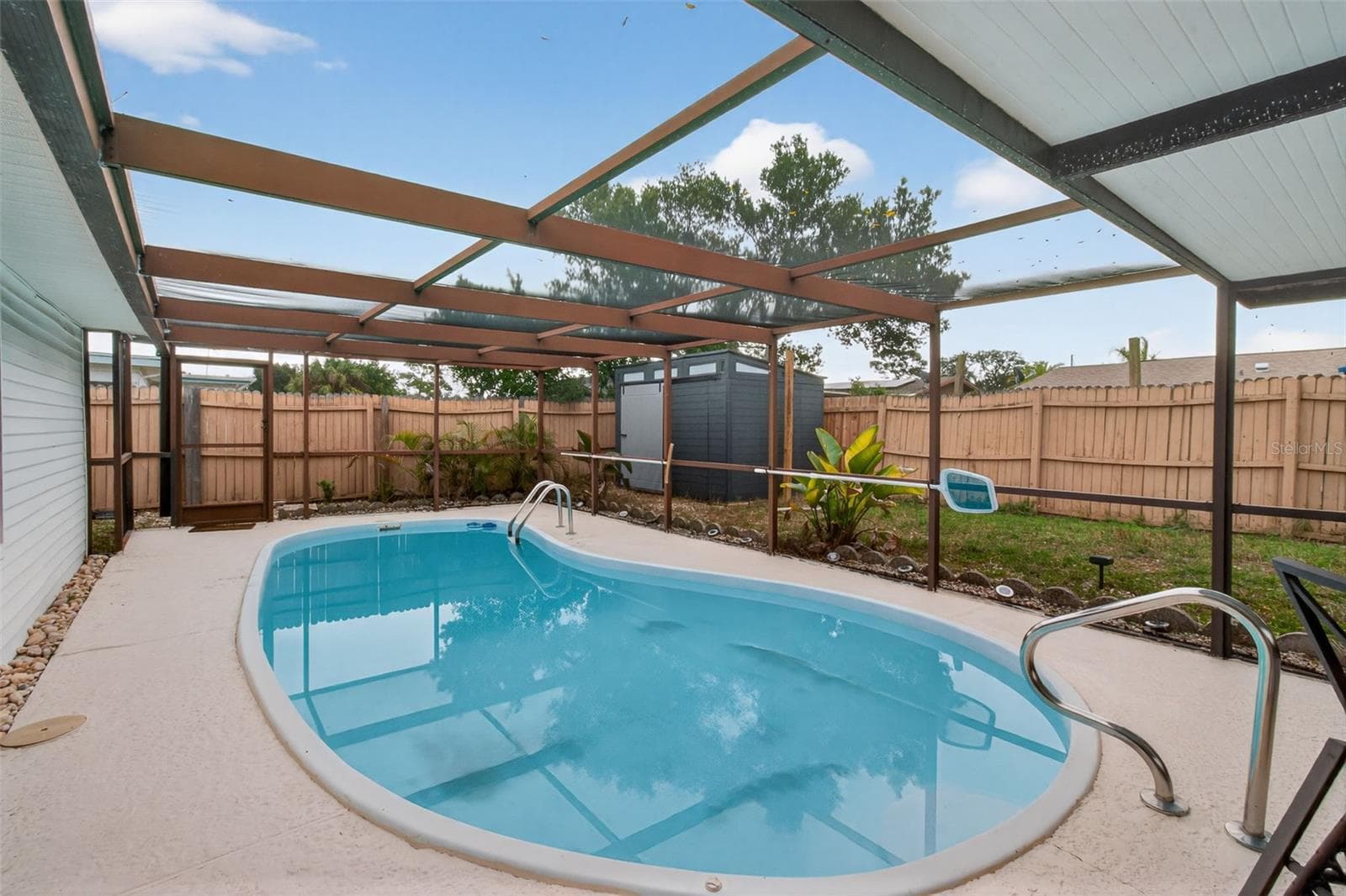 3214 Huntington Rd photo 3