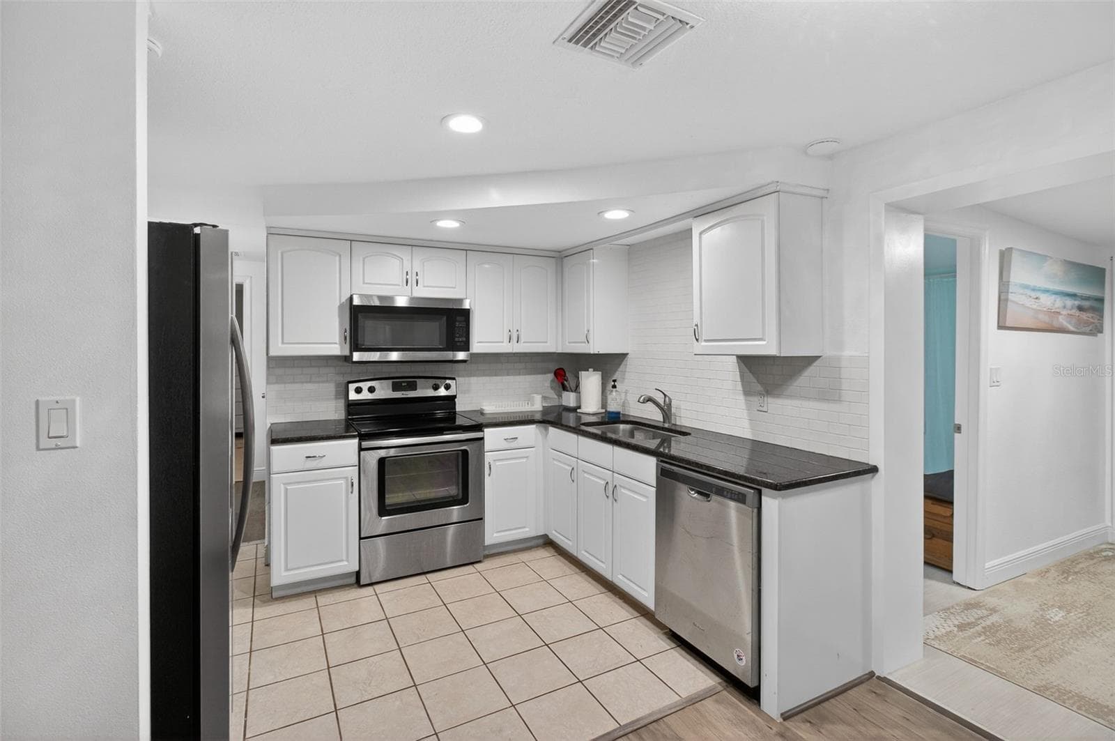3214 Huntington Rd photo 5
