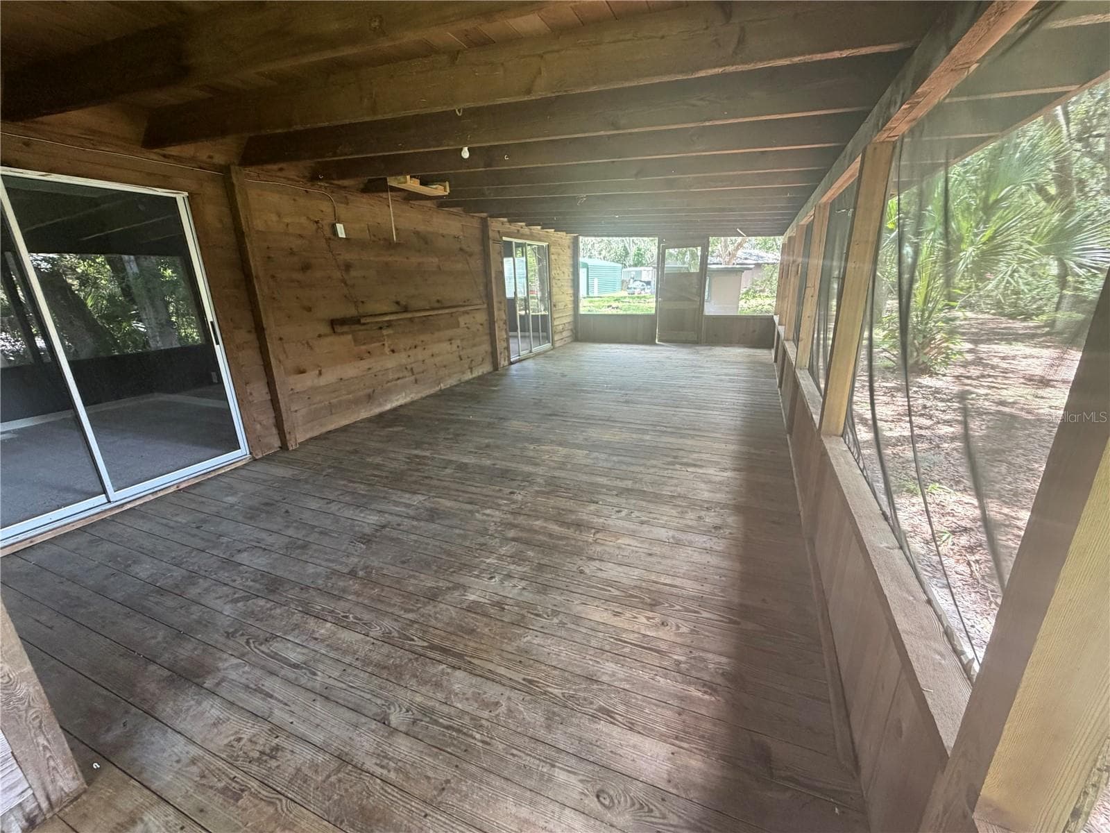 12938 Lincoln Rd photo 4