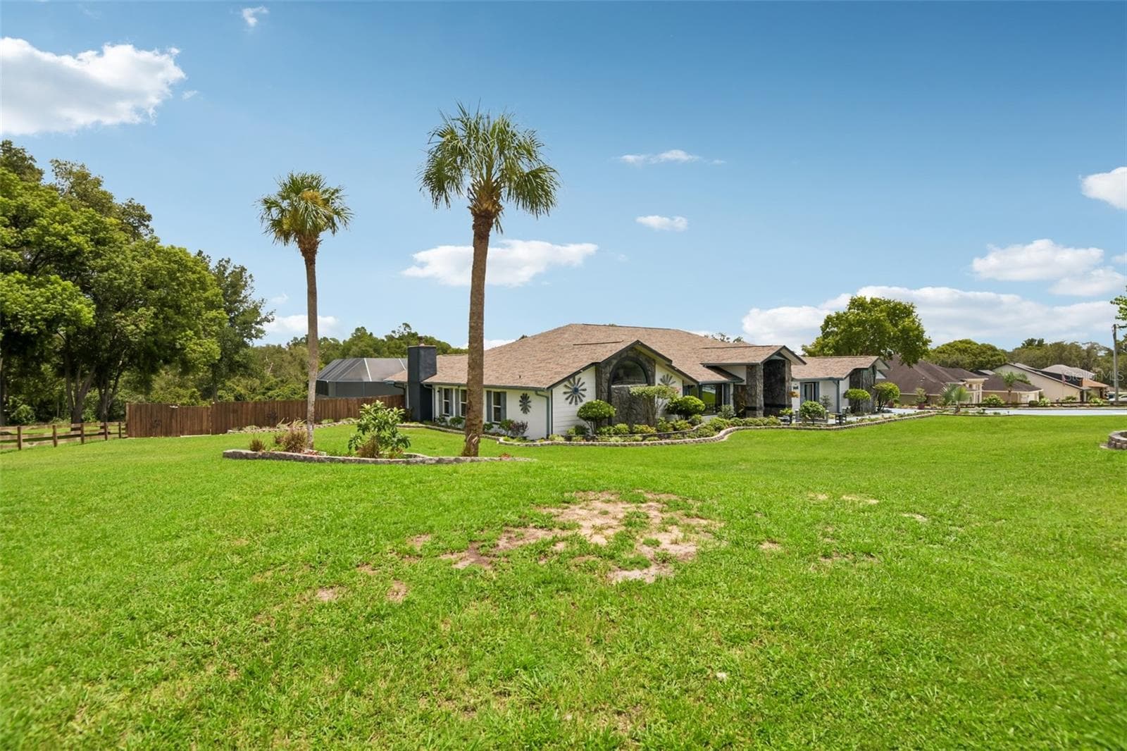 5318 Sandra Dr photo 4