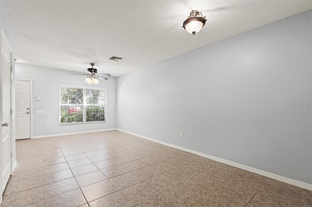 2369 Lake Woodberry Cir photo 5