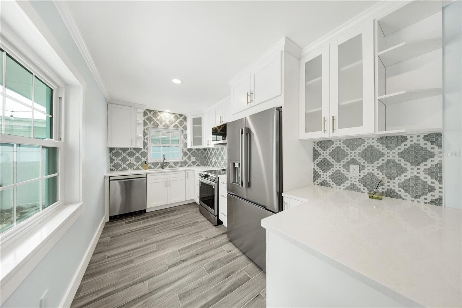59 Kipling Plz photo 4
