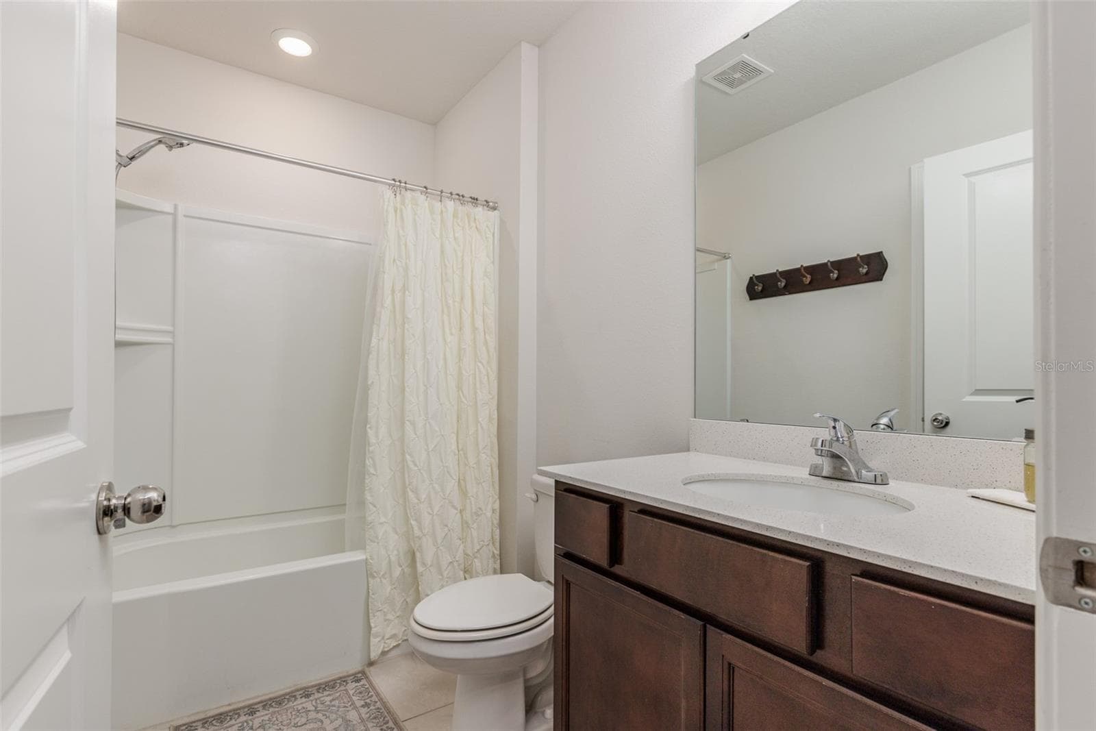29908 Marquette Ave photo 5