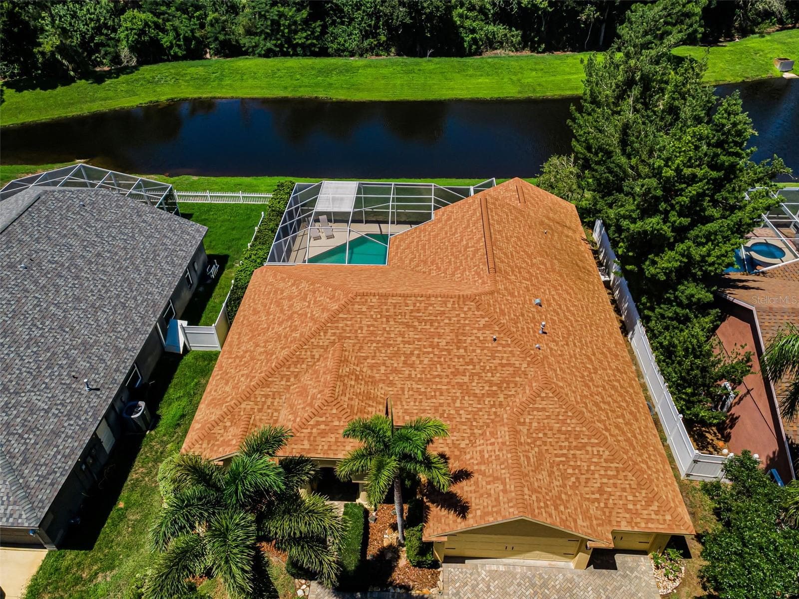 1259 Paradise Lake Dr photo 5