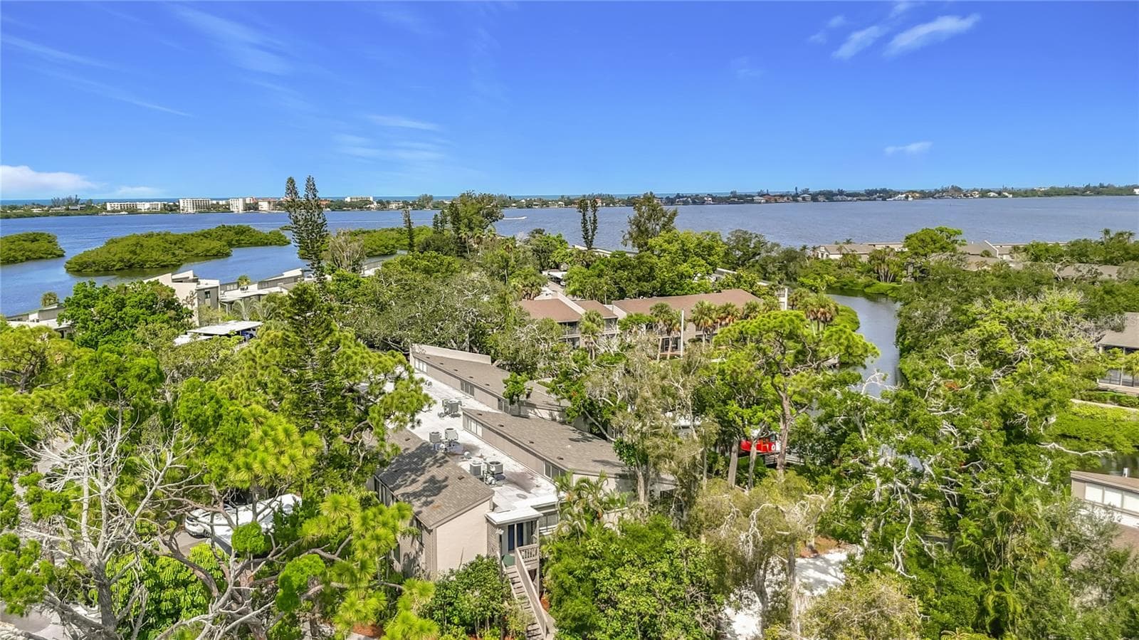1601 Pelican Point Dr #215 photo 3