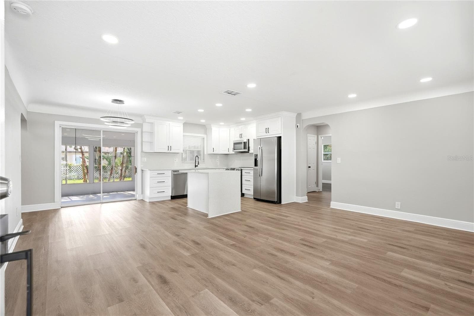 1628 S Highland Ave