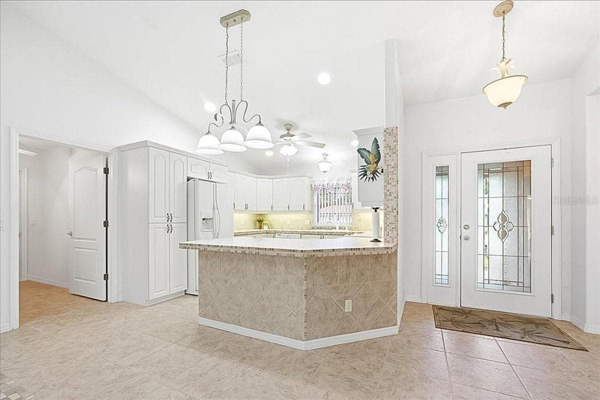 477 Sweetwater Way photo 5
