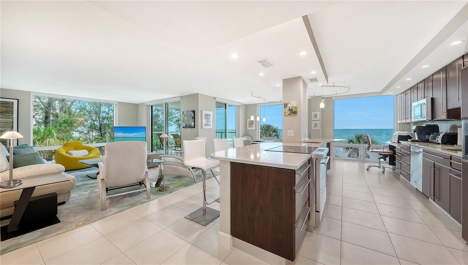 2425 Gulf Of Mexico Dr #3A photo 5
