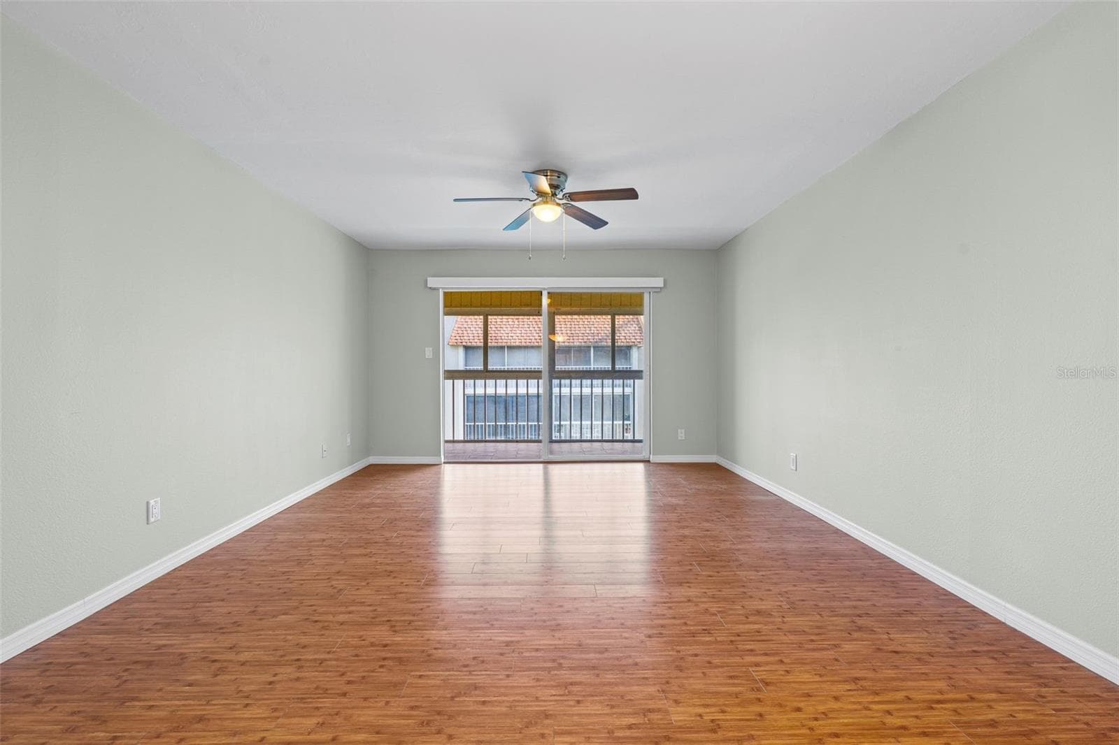 1310 Glen Oaks Dr E #383E photo 3