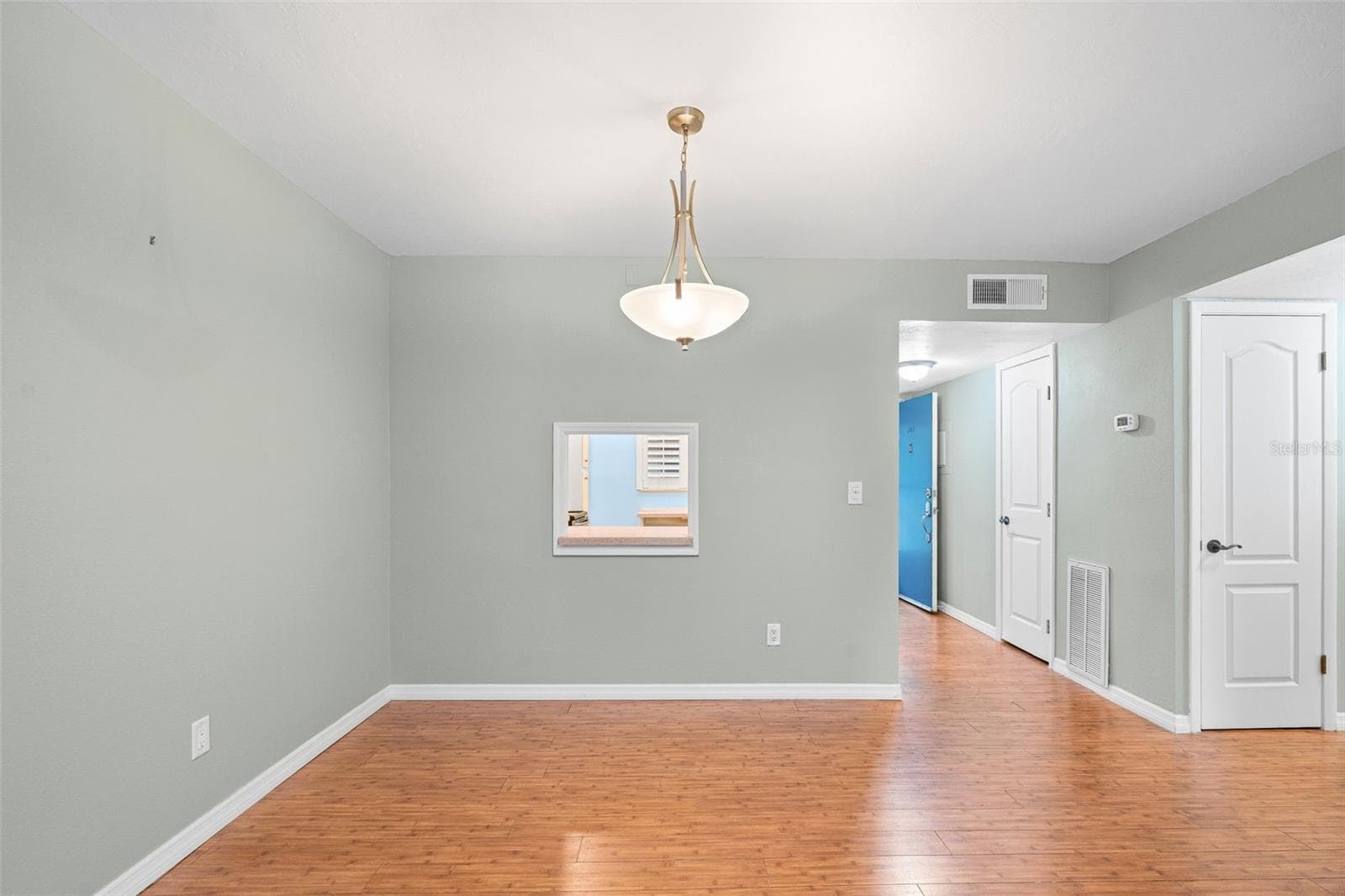 1310 Glen Oaks Dr E #383E photo 5