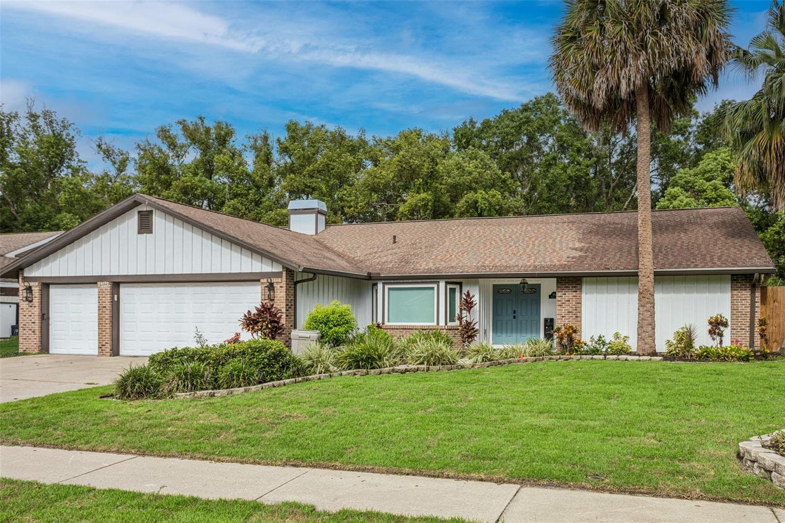 1046 Sylvia Ln