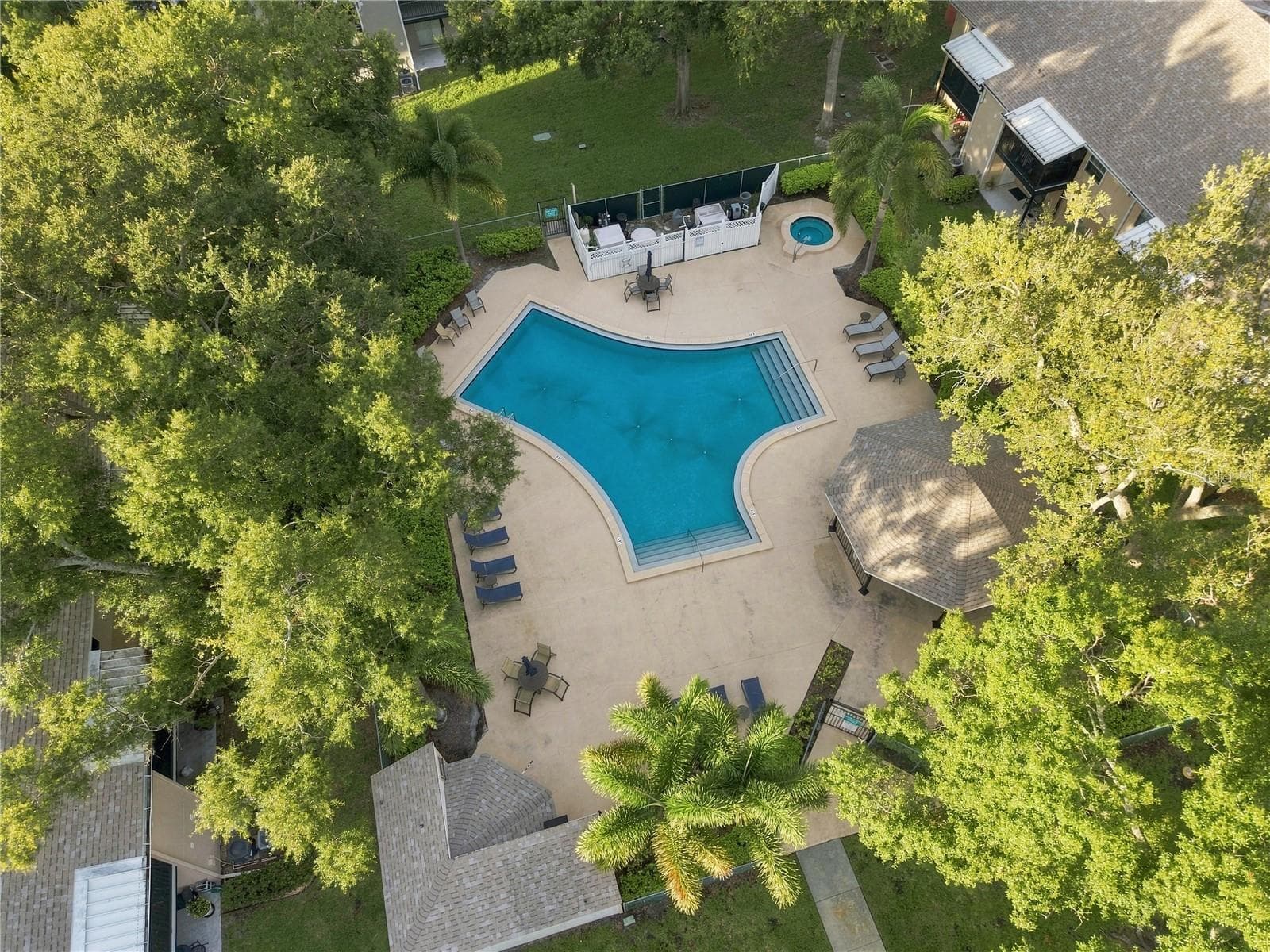 3807 N Oak Dr #D41 photo 3