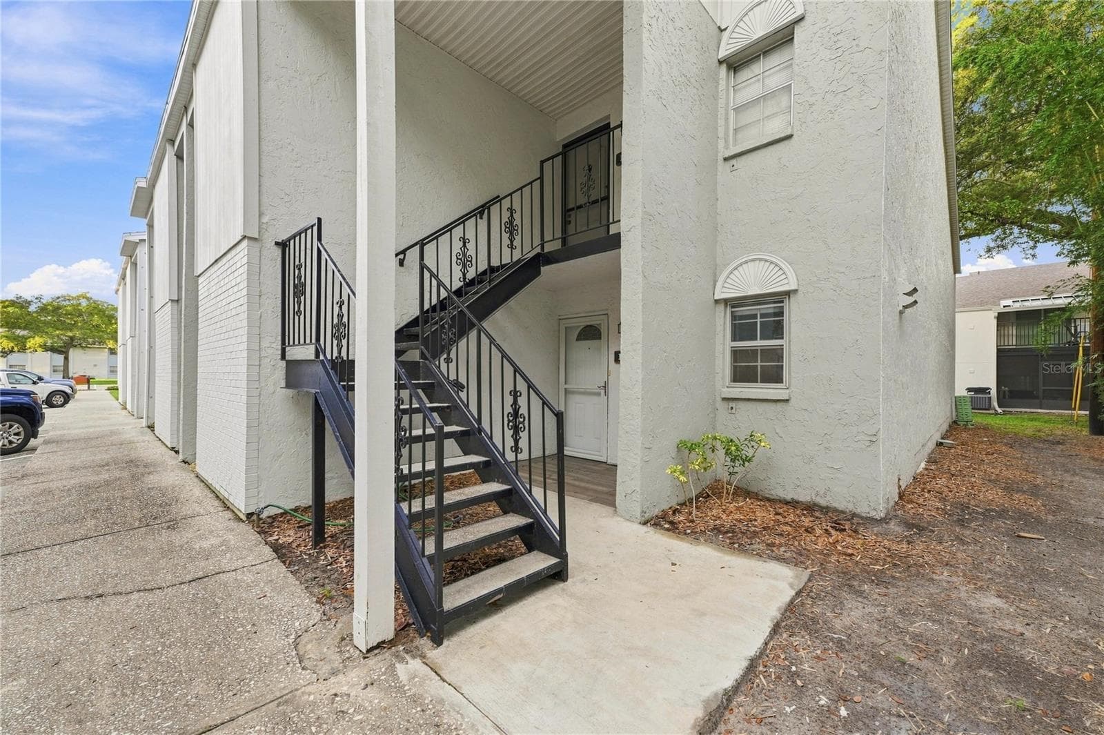 3807 N Oak Dr #D41 photo 5