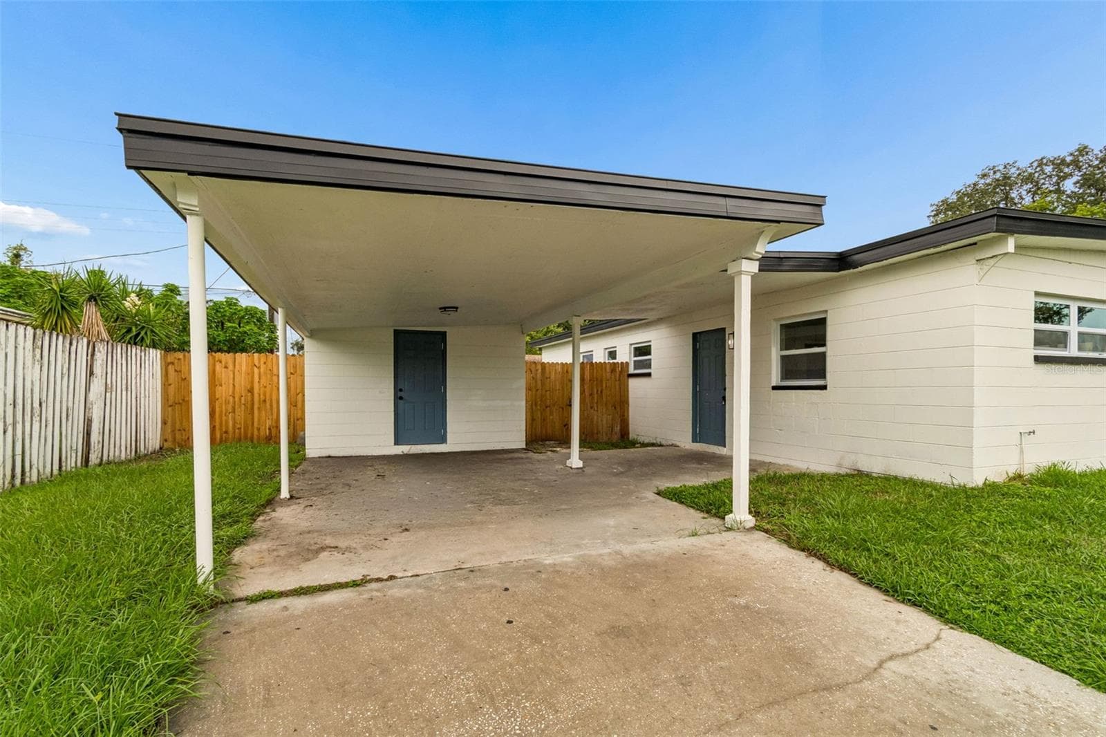 7812 Egypt Lake Dr photo 3