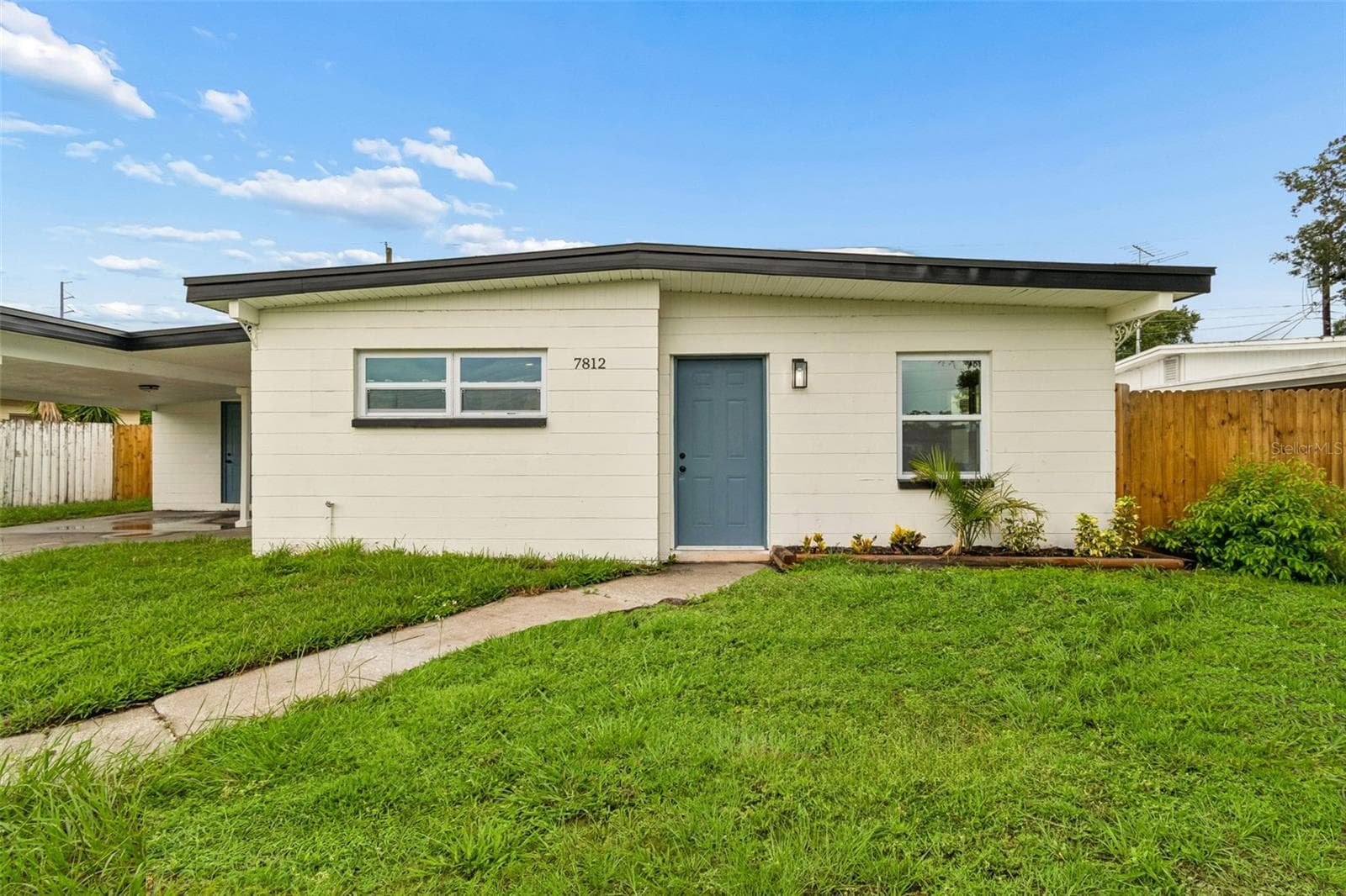 7812 Egypt Lake Dr photo 4