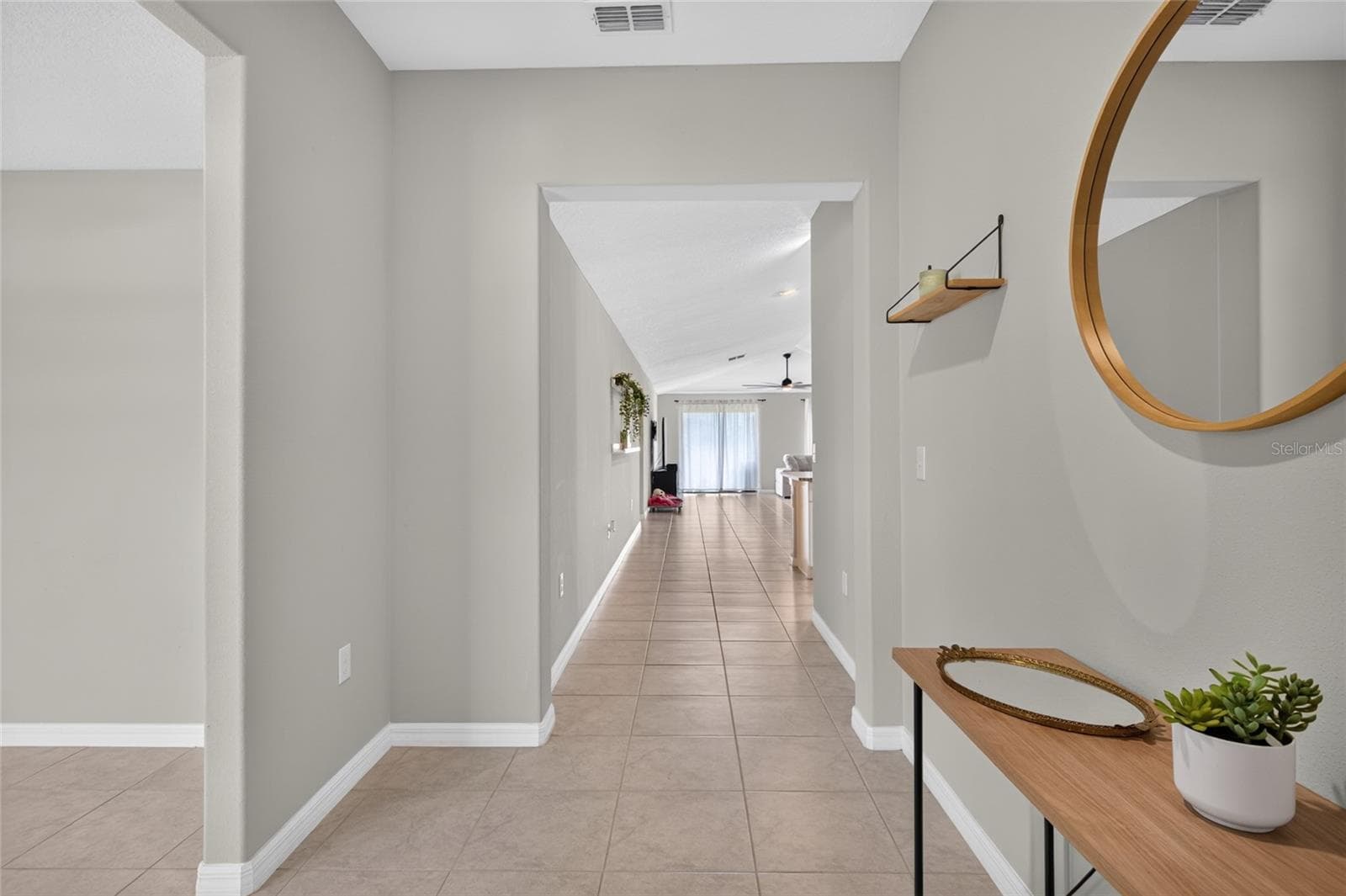 5420 Leslie Canyon Dr photo 3