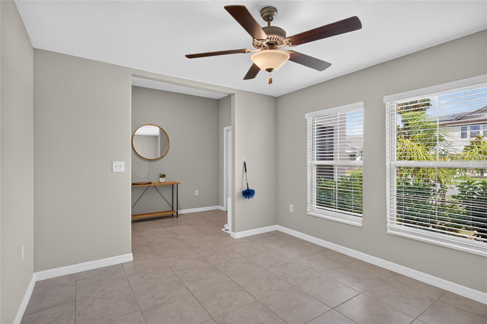 5420 Leslie Canyon Dr photo 5