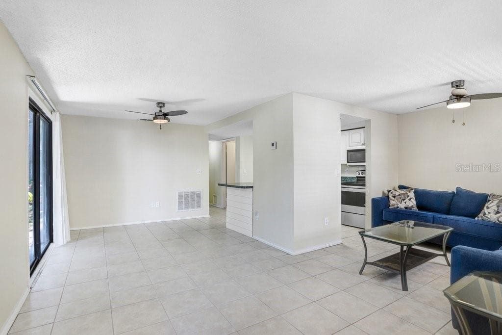 134 Sycamore Ln #F photo 4