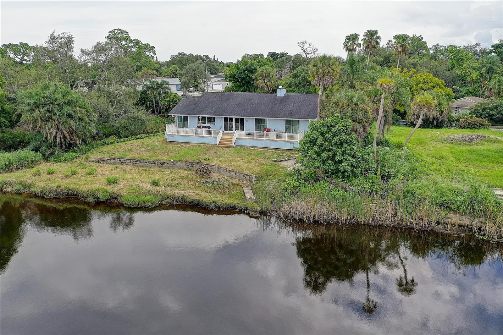 3214 N Seclusion Dr photo 4