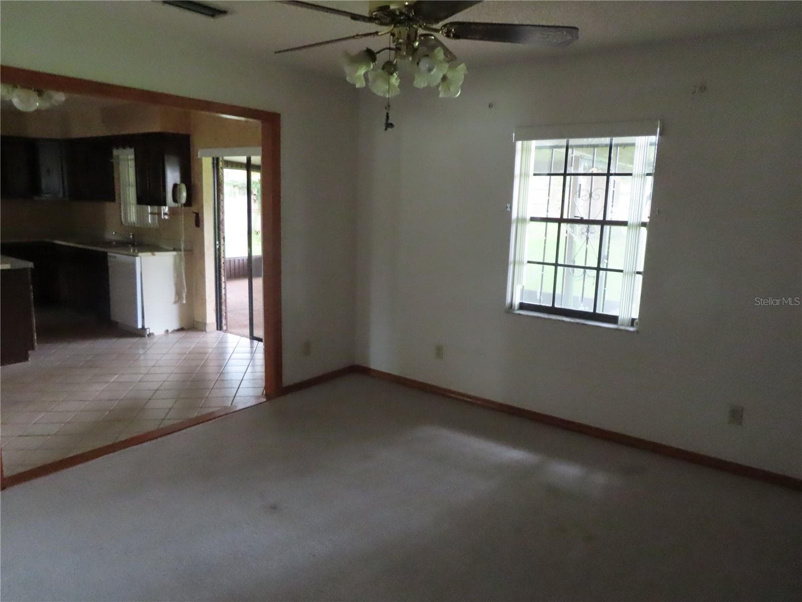 2016 Amesbury Dr photo 5