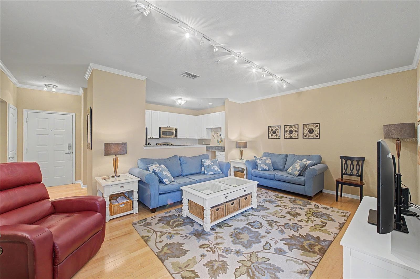 4221 W Spruce St #1222 photo 3