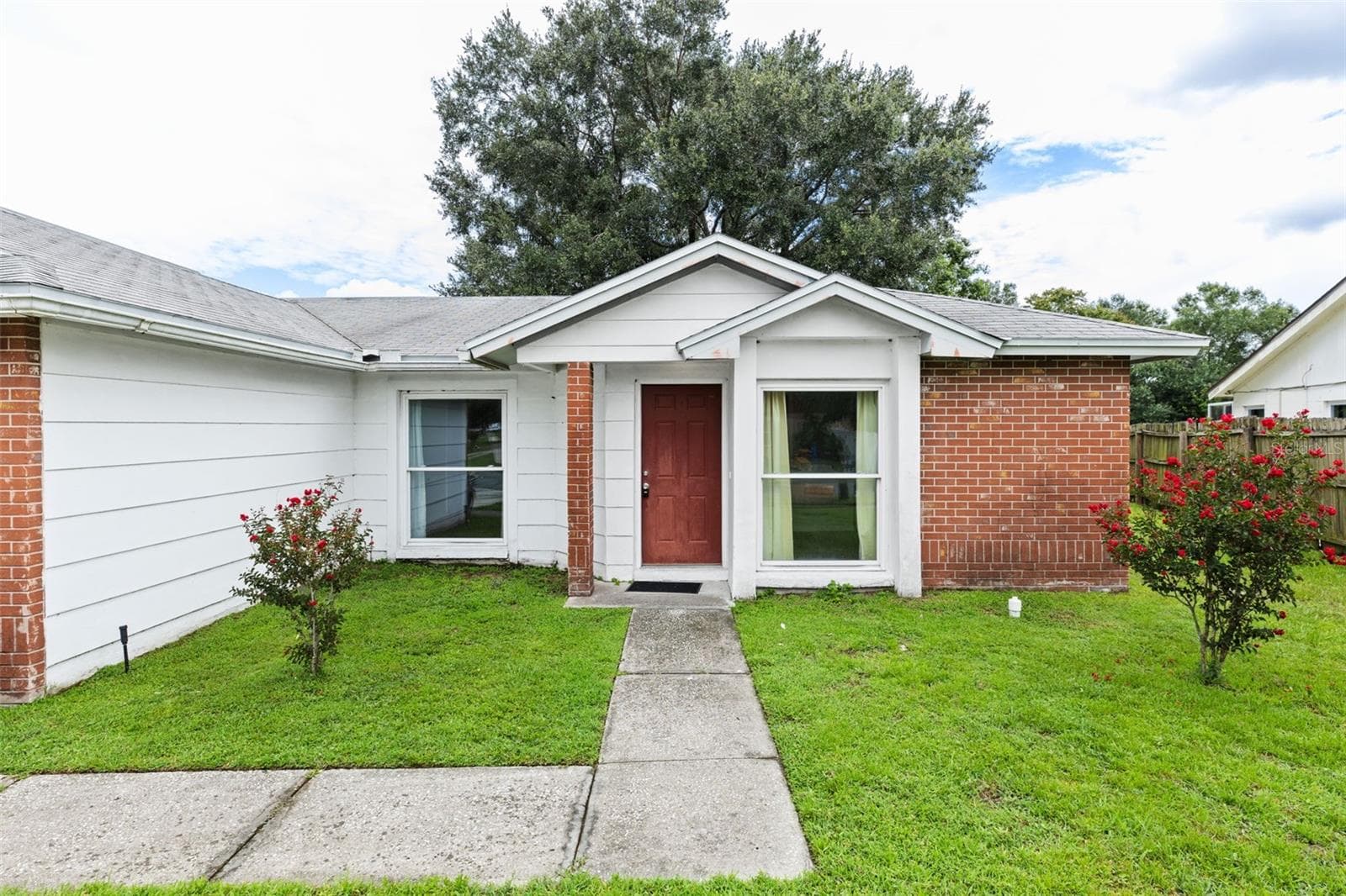 629 Stillview Cir photo 5