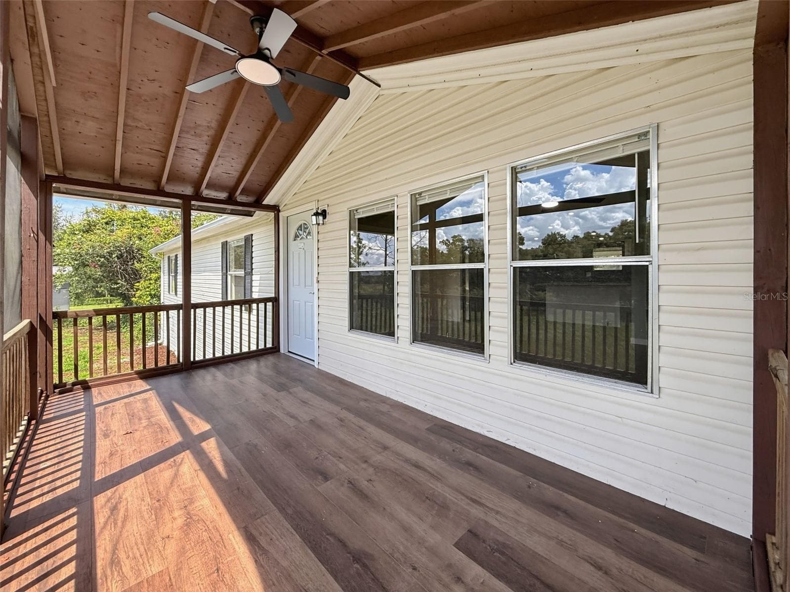 11106 Fernway Ln photo 3