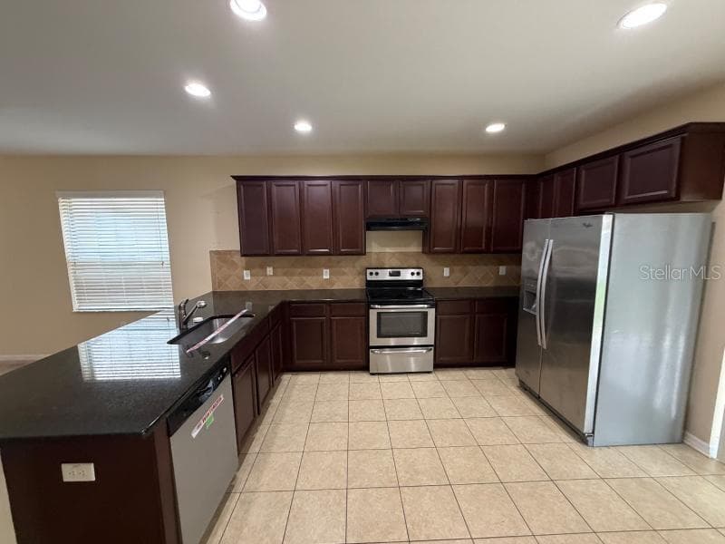 12669 Belcroft Dr photo 4