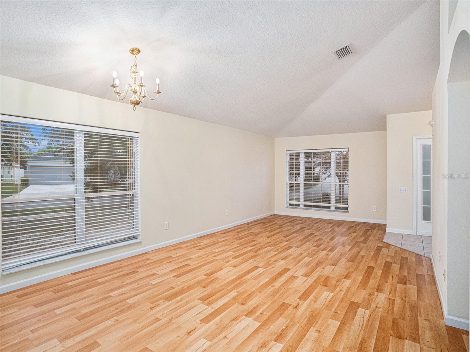 11440 Misty Isle Ln photo 5