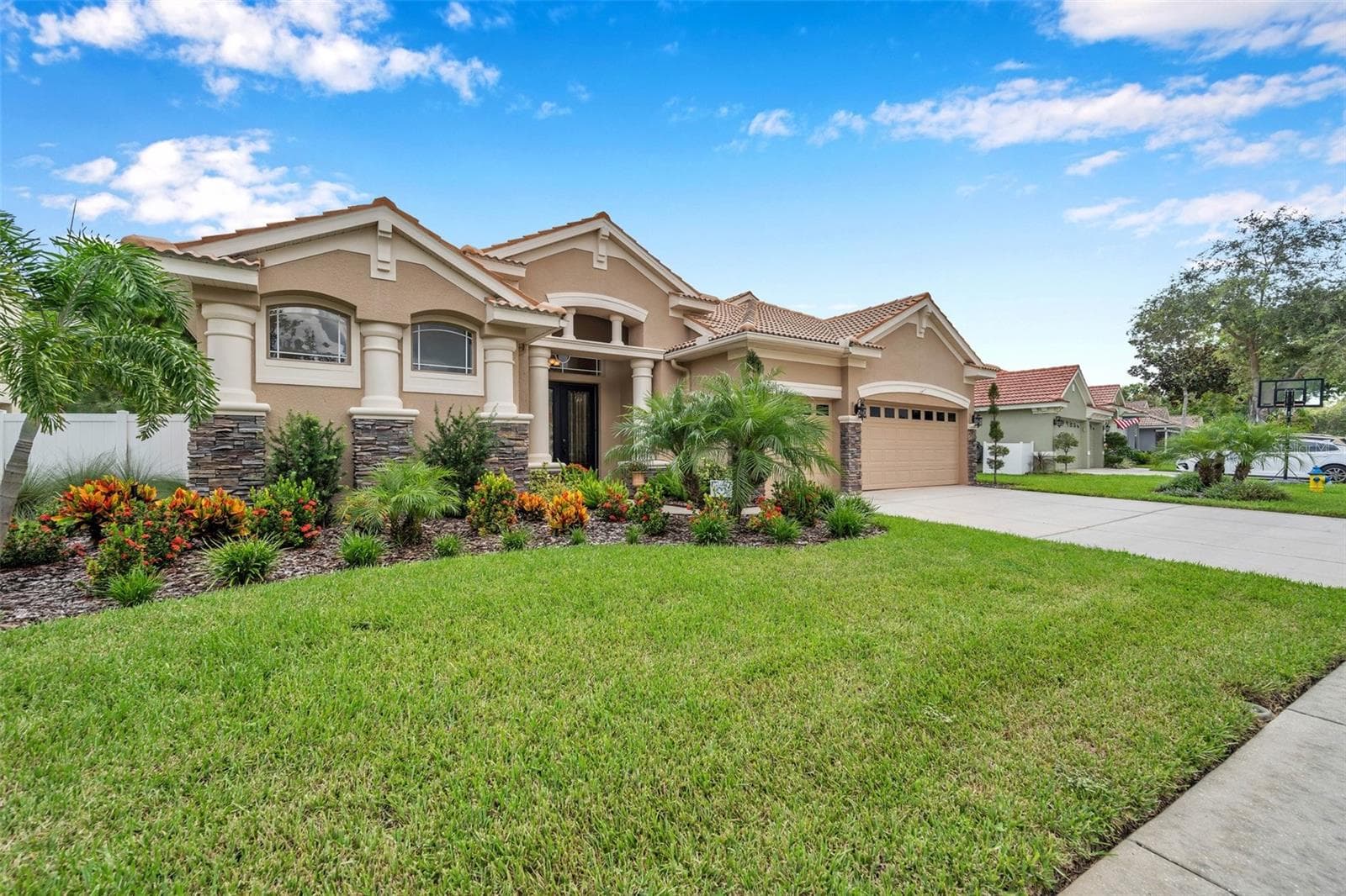 11519 Belle Haven Dr photo 3