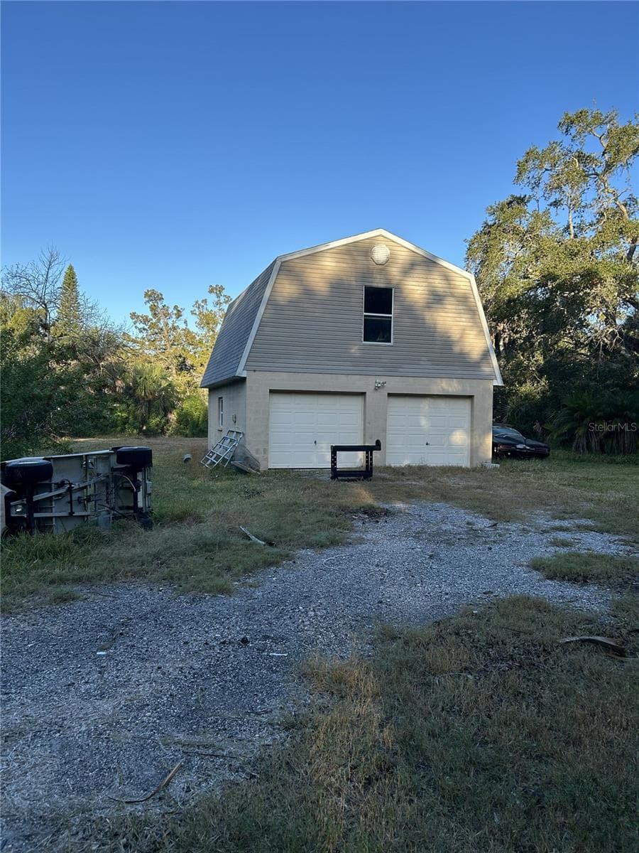 14428 Guava St photo 4