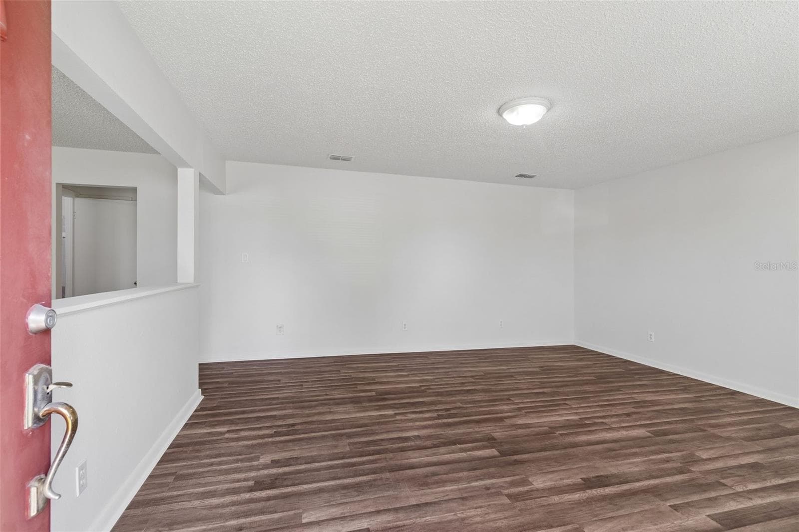 6711 Interbay Blvd