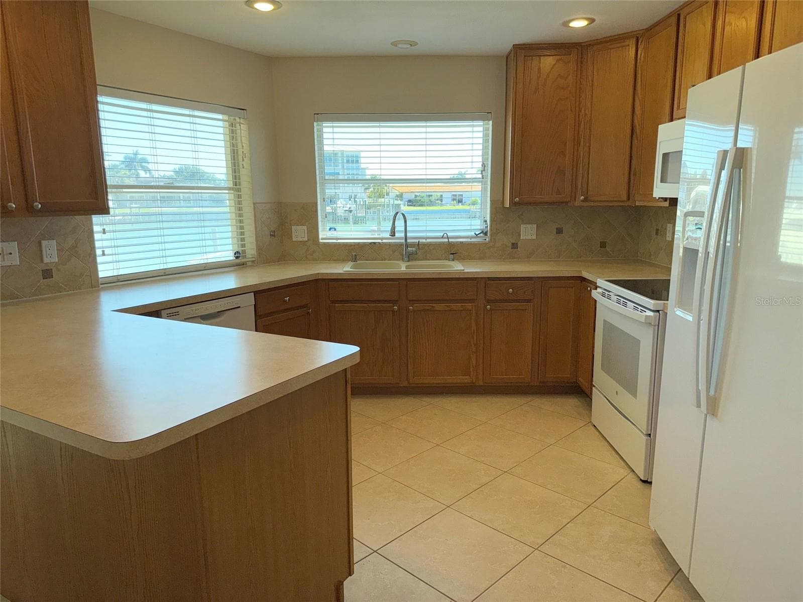 228 Howard Dr